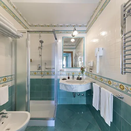 Sorrentovibes - In Center With Gardens And Outdoor Space