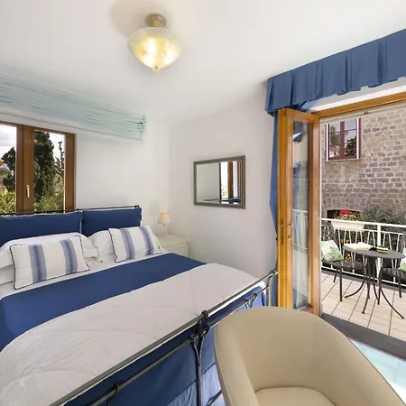 Sorrentovibes - In Center With Gardens And Outdoor Space * Sorrento