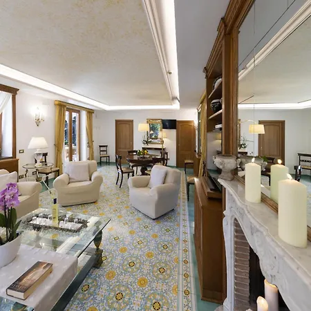 Villa Sorrentovibes - In Center With Gardens&outdoor Space