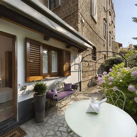 Villa Sorrentovibes - In Center With Gardens&outdoor Space *