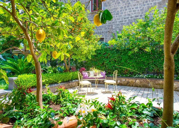 Sorrentovibes - In Center With Gardens And Outdoor Space Vila *