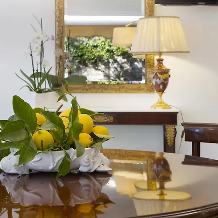 Sorrentovibes - In Center With Gardens And Outdoor Space *