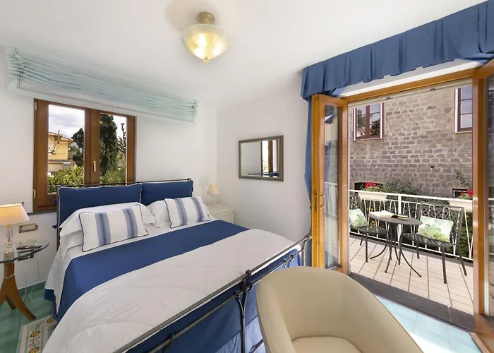 Sorrentovibes - In Center With Gardens And Outdoor Space * Sorrente