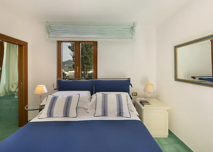 Sorrentovibes - In Center With Gardens And Outdoor Space Sorrento