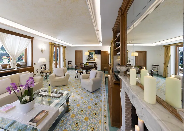 Villa Sorrentovibes - In Center With Gardens And Outdoor Space