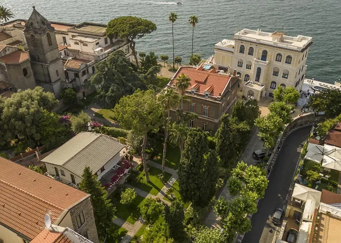 Villa Sorrentovibes - In Center With Gardens And Outdoor Space Sorrento