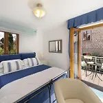 Sorrentovibes - In Center With Gardens And Outdoor Space * Sorrente