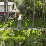 Villa Sorrentovibes - In Center With Gardens And Outdoor Space Sorrente