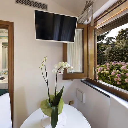 וילה Sorrentovibes - In Center With Gardens And Outdoor Space *