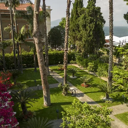 Sorrentovibes - In Center With Gardens And Outdoor Space * סורנטו