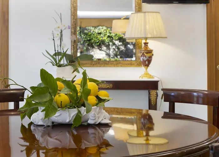 Sorrentovibes - In Center With Gardens And Outdoor Space *